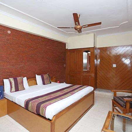 Oyo Flagship 9554 Hotel Grand Plaza Faridabad Dış mekan fotoğraf