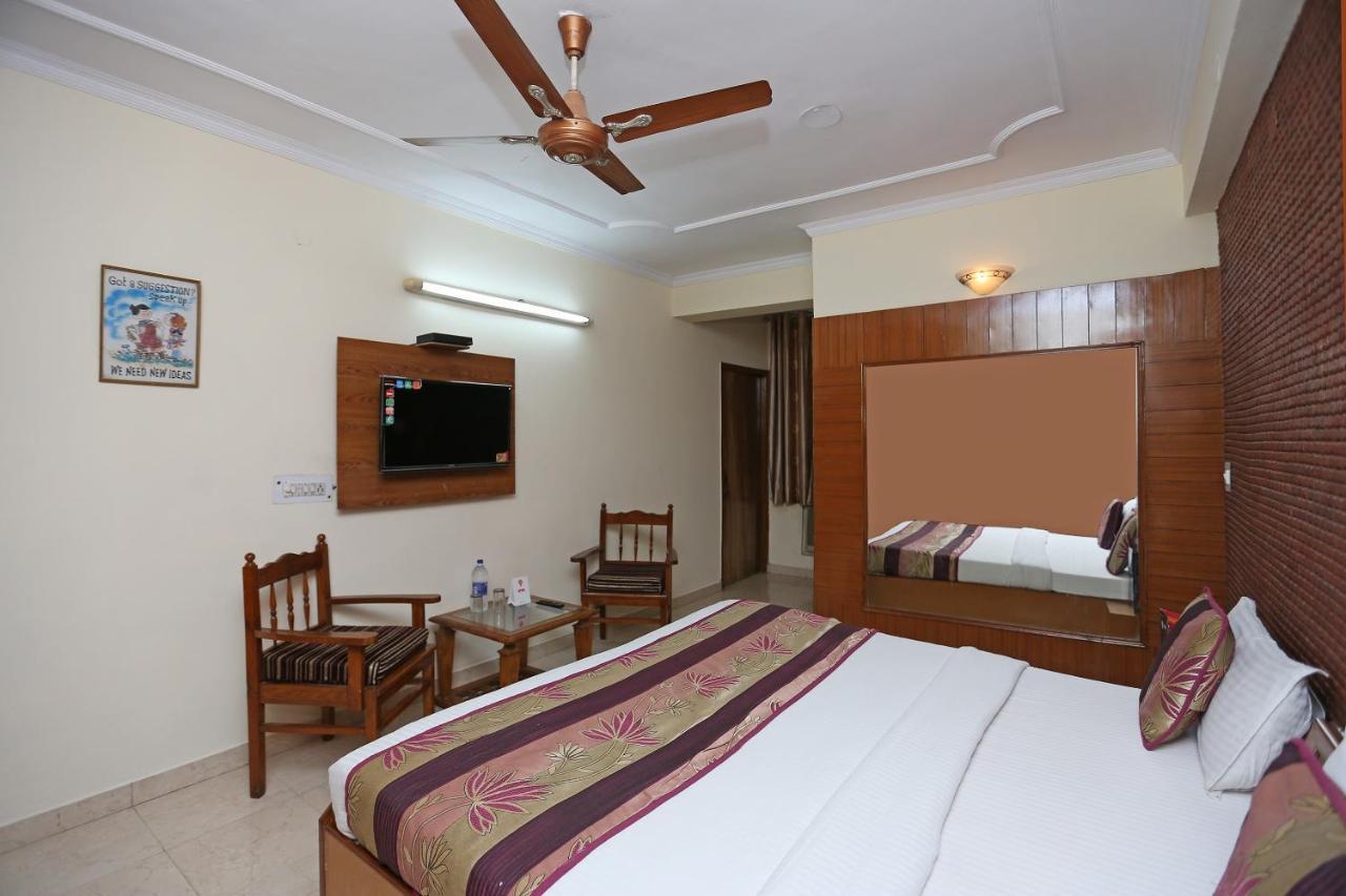 Oyo Flagship 9554 Hotel Grand Plaza Faridabad Dış mekan fotoğraf