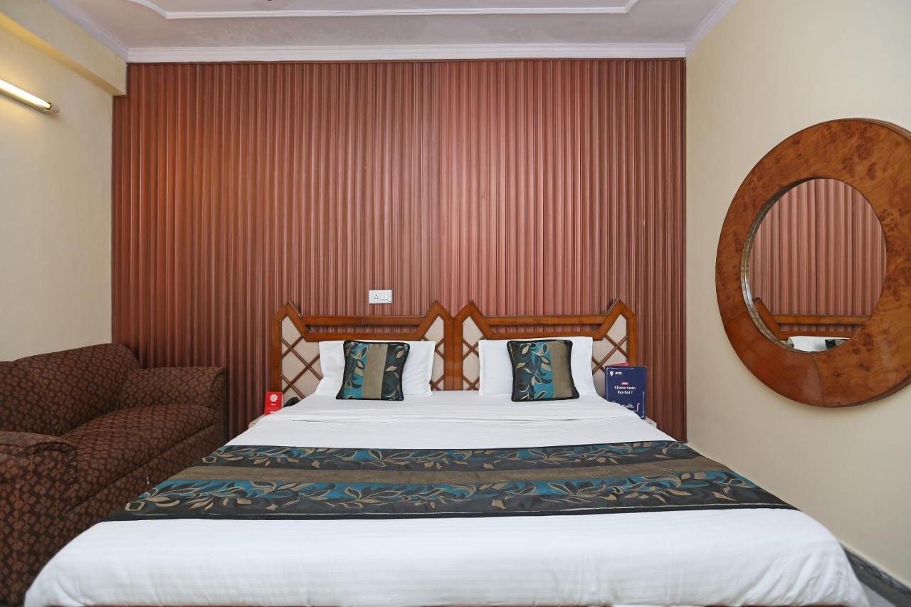 Oyo Flagship 9554 Hotel Grand Plaza Faridabad Dış mekan fotoğraf